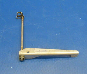Piper PA-34-200T Rod Assy Fuel Drain & Handle RH 96975-00, 96975-000 (1119-409)