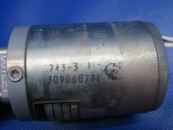 Weldon Fuel Pump 28V P/N 19001-B TESTED (0124-1206)
