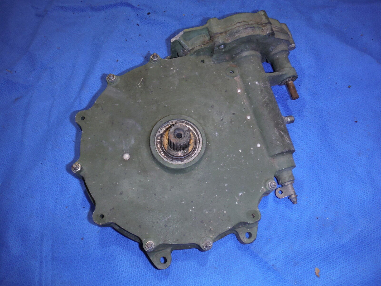Cessna 402 414 Gear Box  5045002-14 or 0894000-11 (0214-79)