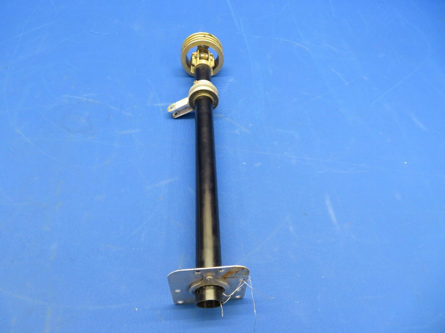 Cessna 182P Control Tube & Bearing Assembly RH P/N 1260143-12 (0920-155)