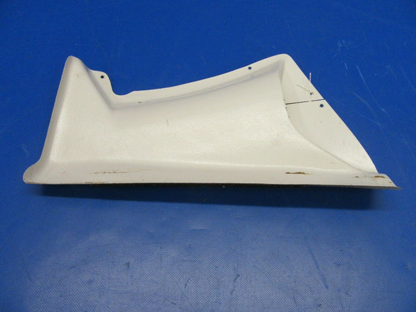 Diamond DA40-180 Rudder Cable Cover RH P/N DA4-2583-64-00 (0219-391)