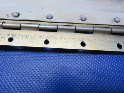 Cessna 401 / 401A LH OTBD Main Gear Door Assy P/N 0826002-202 (1223-352)
