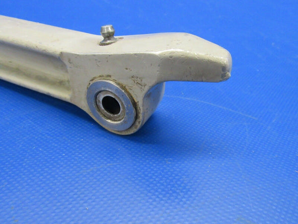 Cessna 310 Main Landing Gear Link LH P/N 0841103-7 & 0841103-11 (0519-190)