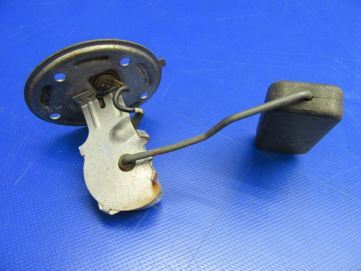 Beech Baron 95-A55 Fuel Quantity Sender 31 Gal RH OTBD P/N CB7740-111 (0420-274)