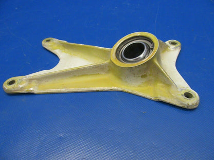 Piper PA-24-250 Comanche Main Gear Fitting FWD RH  P/N 20757-01 (1219-207)