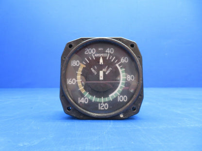 Piper PA-28-140 Aircraft Instruments Man Cave / Decoration LOT OF 8 (0923-480)