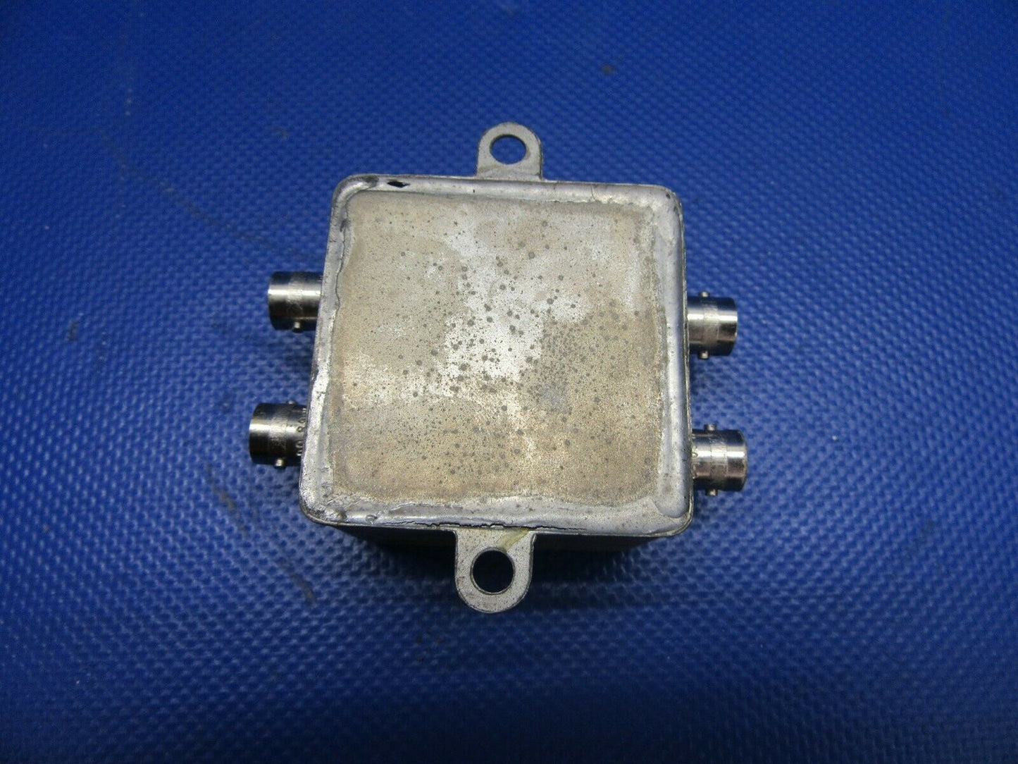 Antenna Development Antenna Coupler Nav / GPS P/N AD-9 (0521-565)