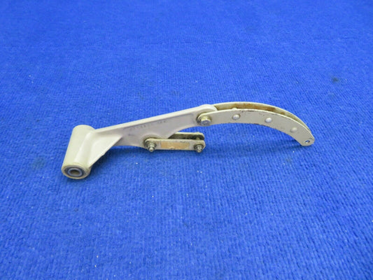 Cessna 310 / 310R Rocker Arm Bellcrank RH w/ Link P/N 0841104-4 (0422-370)
