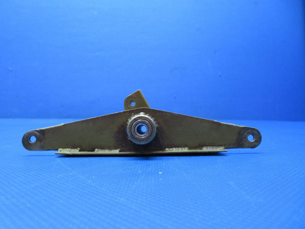 Cessna 337 / 337E LH Aileron Bellcrank Assy P/N 1462000-1 (1223-292)