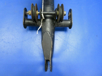 Piper PA-28R-180 Arrow Control Column P/N 67219-00, 67219-000 (0621-917)