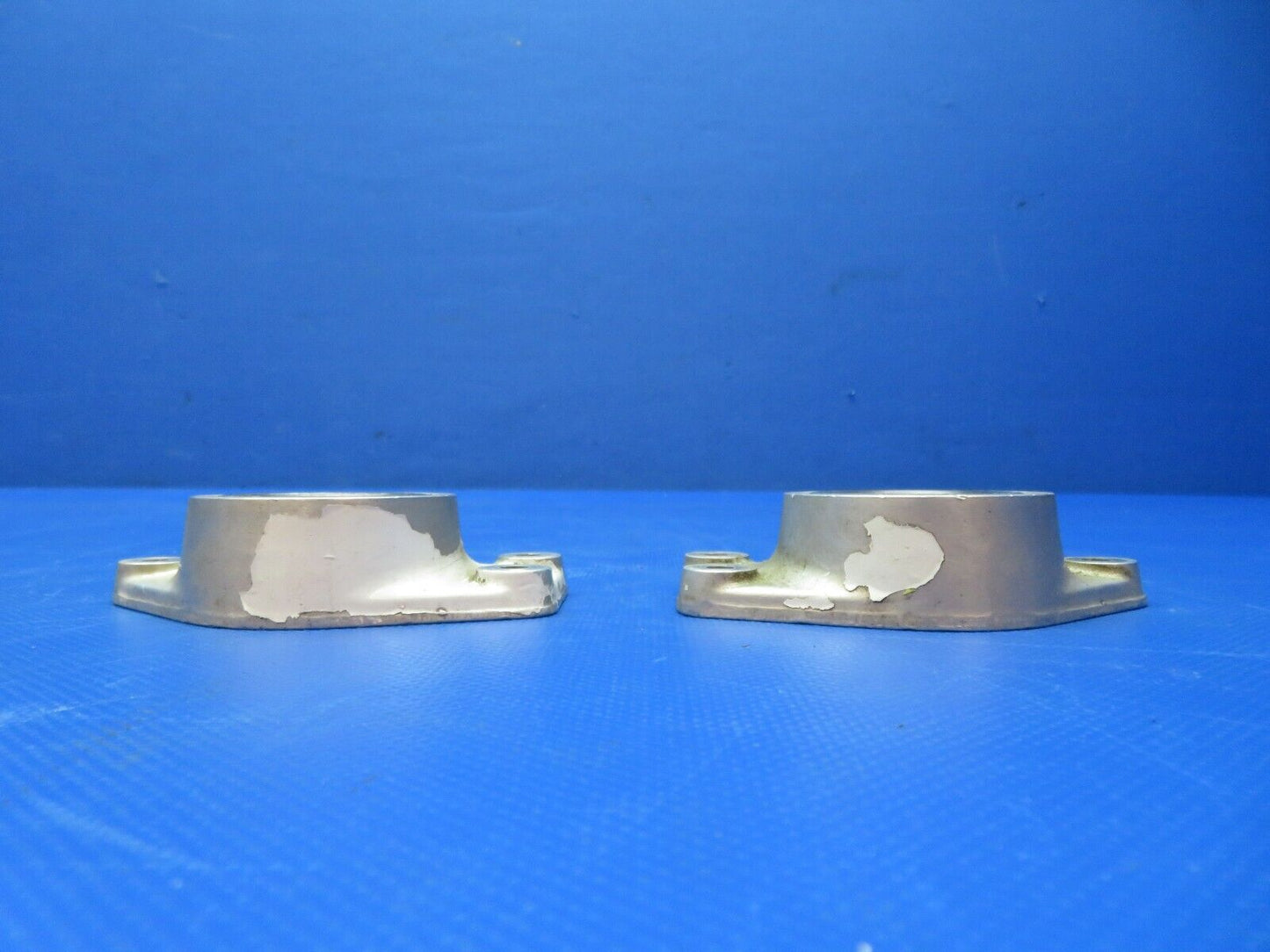 Cessna 401 / 401A Nose Gear Retainer Bearing 0842007-2 LOT OF 2 (1223-356)