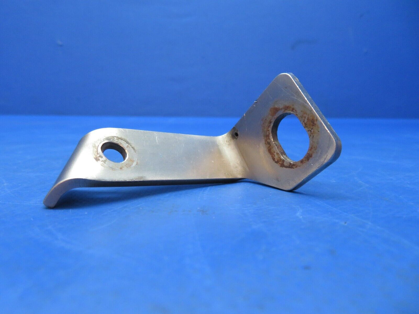 Diamond DA-42 / IO-360-M1A Mixture Cable Mounting C61-7326-102-001 (0623-589)