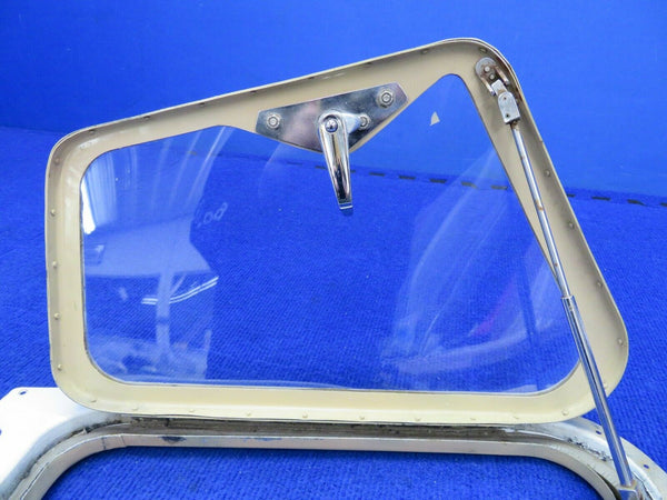 1956 Cessna 310 Foul Weather / Storm Window Assy No Tint P/N 0811725-2 (0422-74)