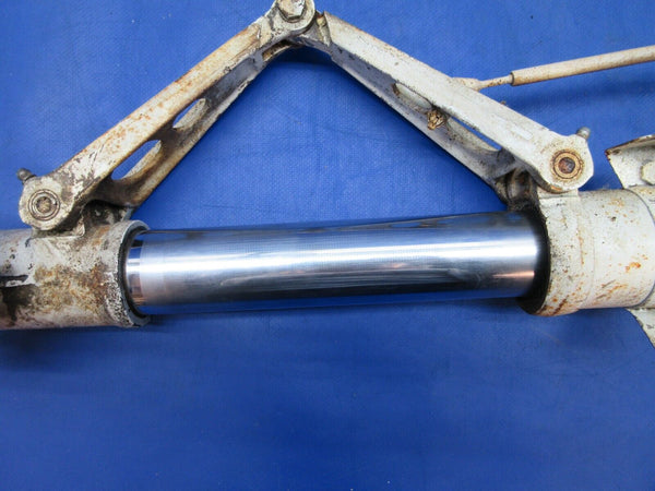 Beech C-35 Bonanza RH Landing Gear Shock Absorber Assy 35-810150-1 (1023-926)