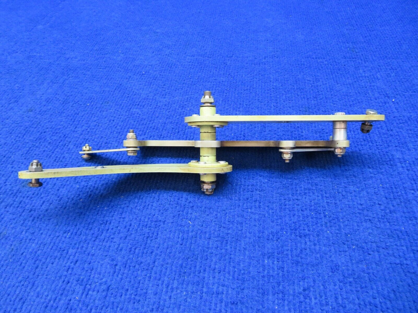 Socata Central Lever Assy Bellcrank w/ S-Tec Bracket P/N 27000012 (0622-967)