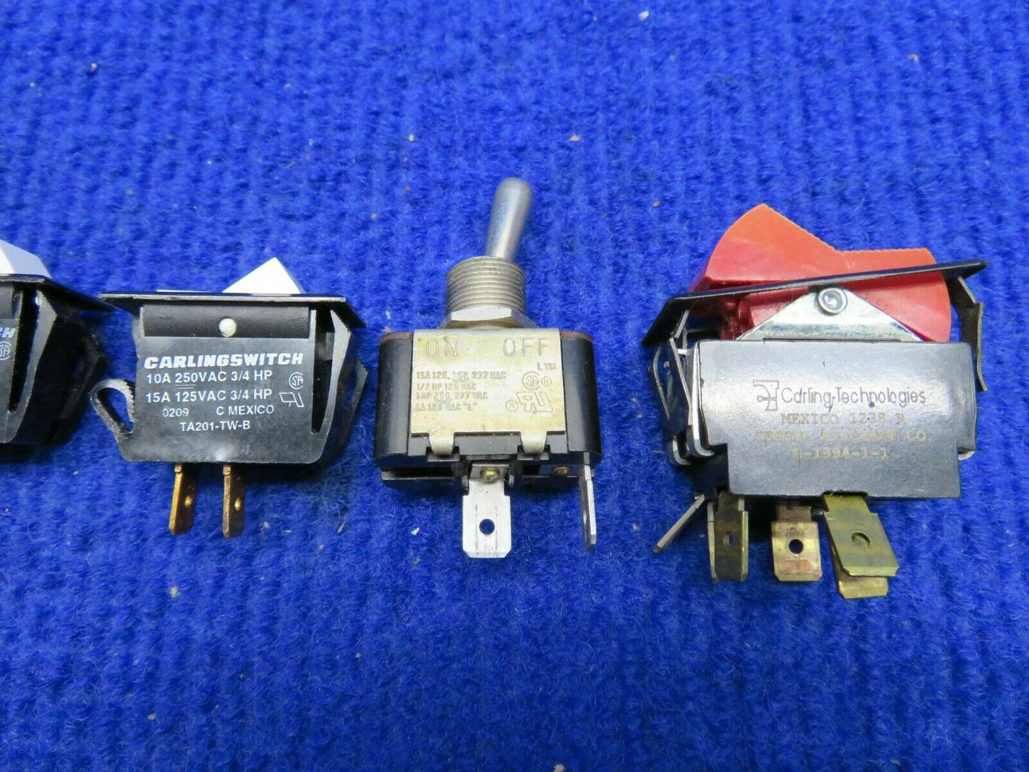 Cessna 172 / 172M Switches LOT P/N TA201-TW-B, 11TS95-2, S-1994-1-1 (0122-545)
