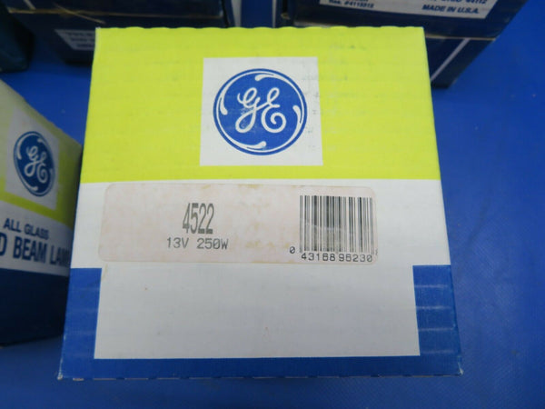 Philips / GE Sealed Beam Light 13V 250 Watts NOS Model 4522 LOT OF 7 (0621-855)