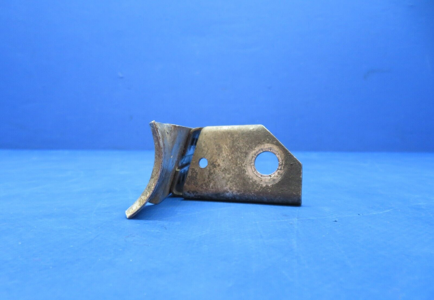 Cessna 310 / 310I Prop Cable Bracket P/N 0852000-41 (1023-176)