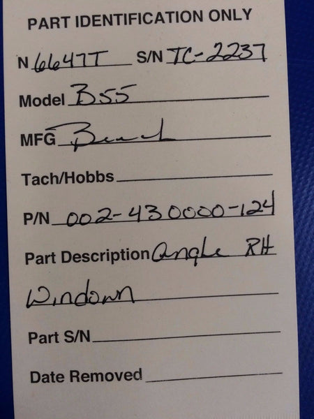 Beech Baron 55 Angle Window RH P/N 002-430000-124 (0117-26)