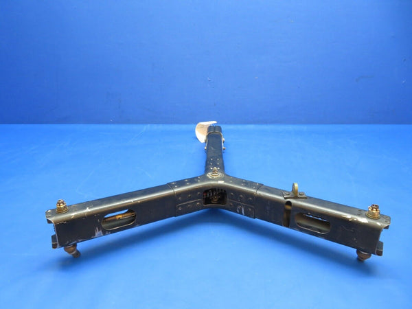 Cessna 310 / 310Q Flight Control Column Assy P/N 0860216-1 (0823-647)