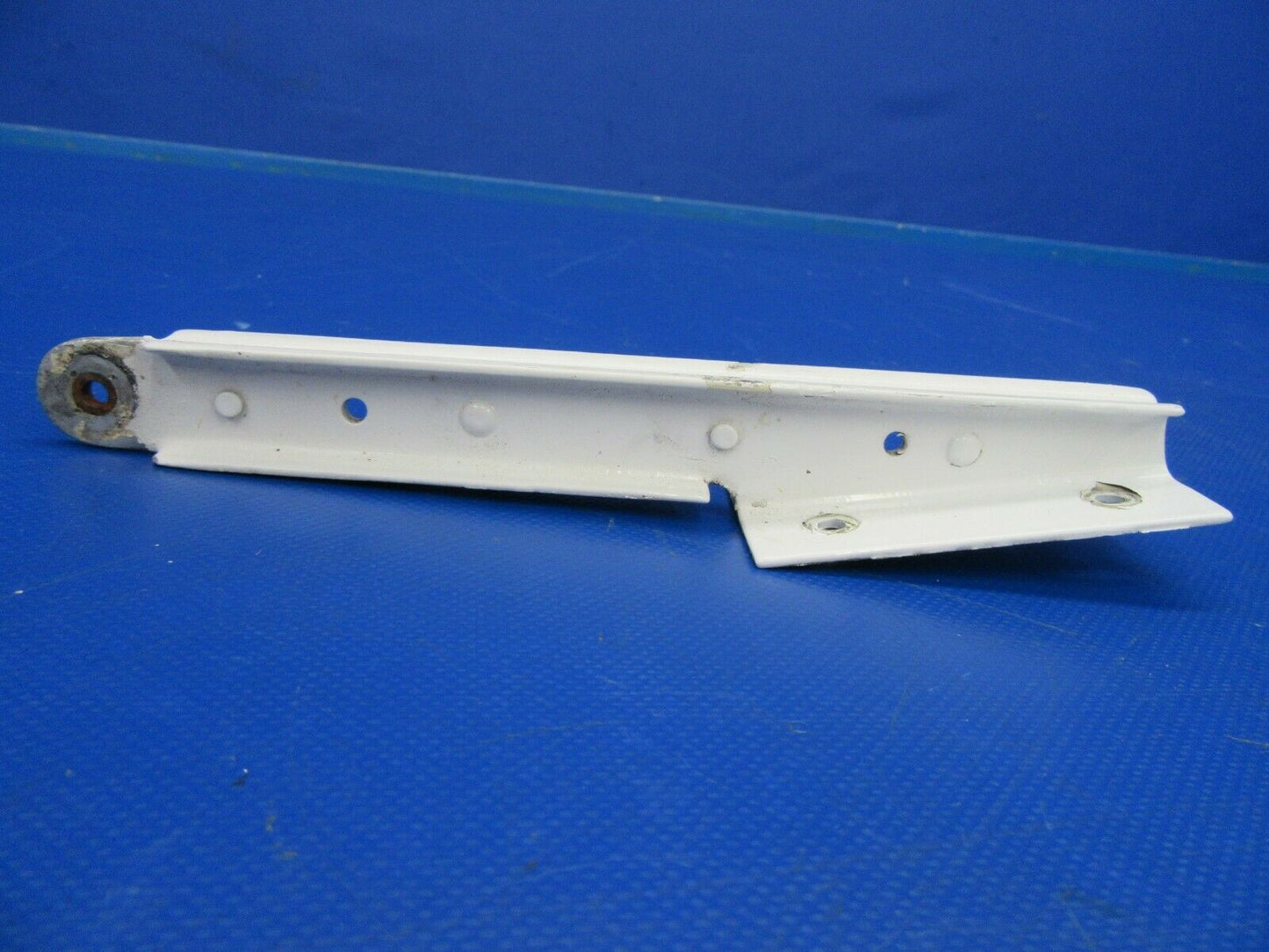 Beech Sierra Horn Assy Stabilator Trim Tab P/N 169-620001-39 (0719-180)