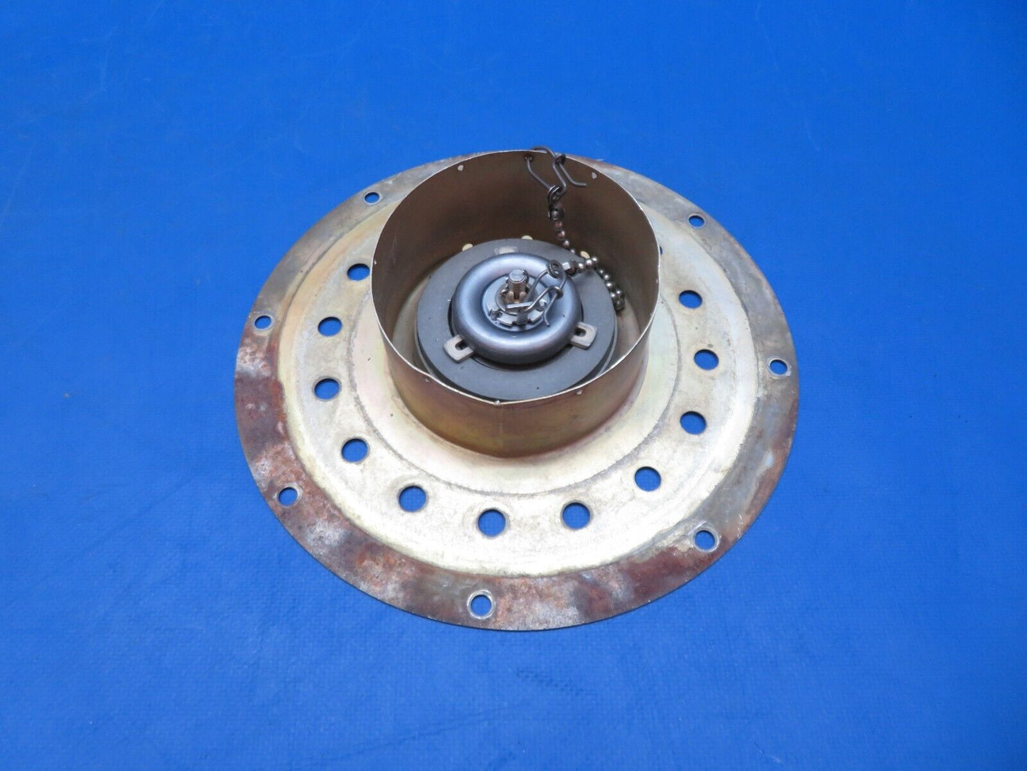 Cessna 310 / 310Q Shaw Aero Fuel Cap & Adapter Assy P/N 0721303-8 (0823-760)