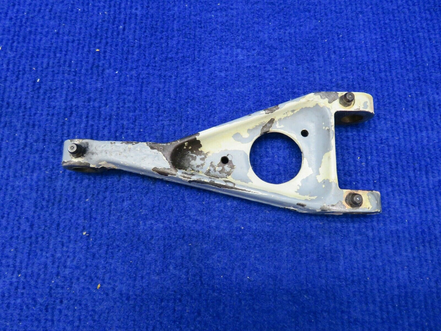 Cessna 310 / 310R Main Gear Torque Link Upper RH P/N 5141005-8 (0422-36)