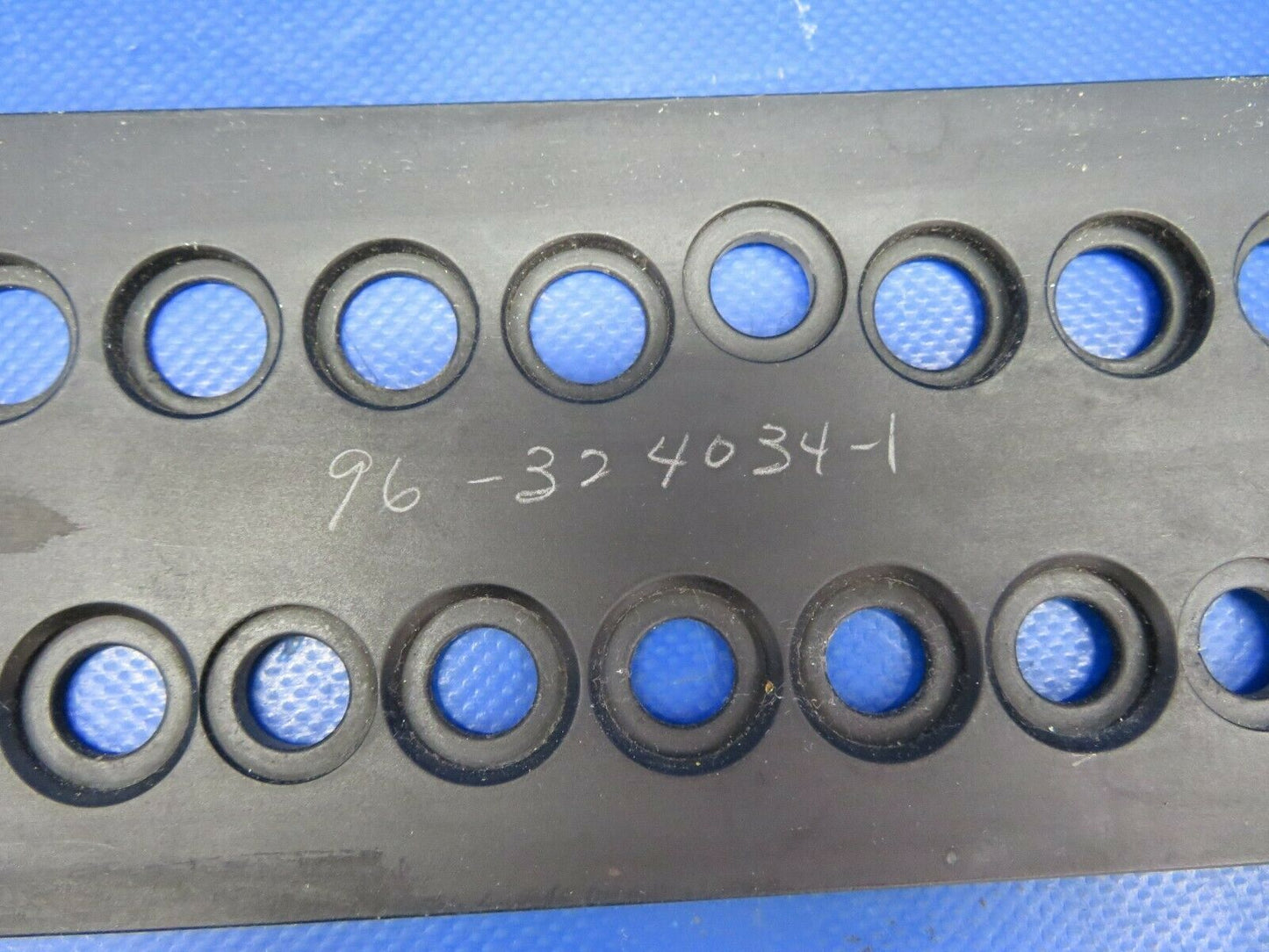 Beech Baron 95-B55 Electroluminescent Panel 96-324034-1 (0320-55)