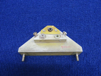 Piper PA-38-112 Tomahawk Rudder Hinge Lower 77605-02, 77605-002 (1221-389)
