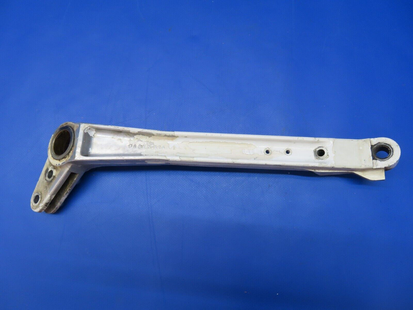 Piper PA-31 Main Gear Side Link AFT LH P/N 29507-3 Casting # 57444-3 (1022-324)