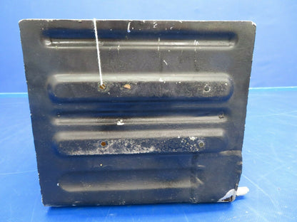 Cessna 310P Battery Box w/ Lid LH Wing P/N 0822010-8 (0620-727)