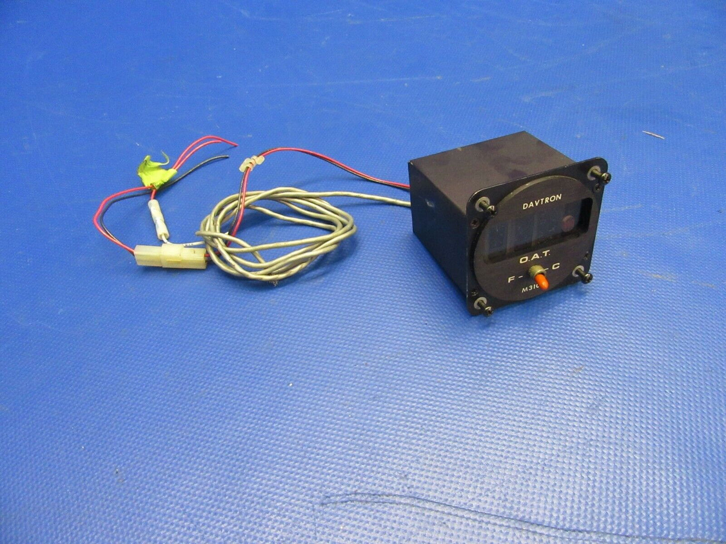 24 Volt Davtron Digital O.A.T. P/N M310 (0621-361)