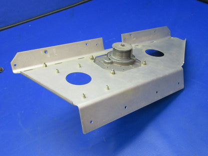Bendix King Servo KS 272A Trim Servo w/ Brackets 28V 065-0061-32 (0421-550)