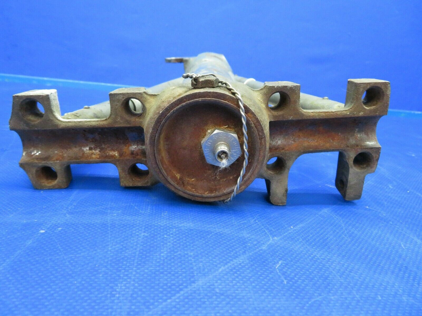 Cessna 310 Main Gear Trunnion LH (0520-514)