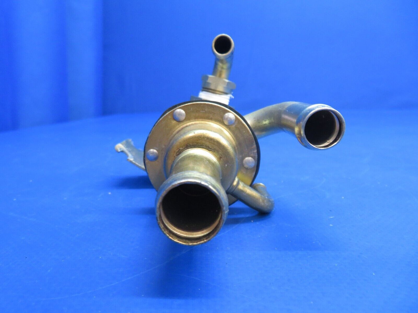Piper PA-34-200T Seneca Pressure Manifold & Check Valve P/N 1H24-11 (0223-731)