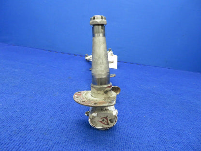 1956 Cessna 310 Main Landing Gear RH P/N 0841000-96 (0422-76)