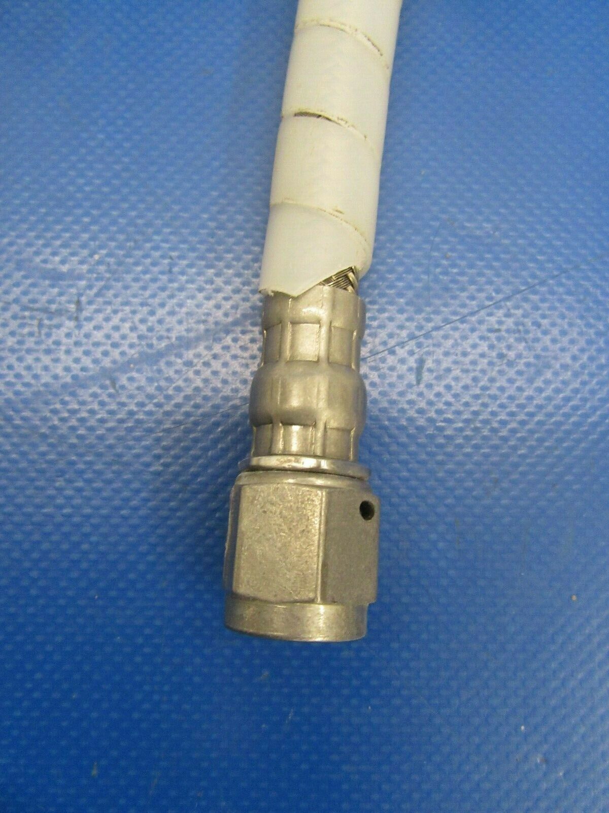 Diamond DA40-180 Aeroquip Fuel Line AE3660000G0304 (0319-400)