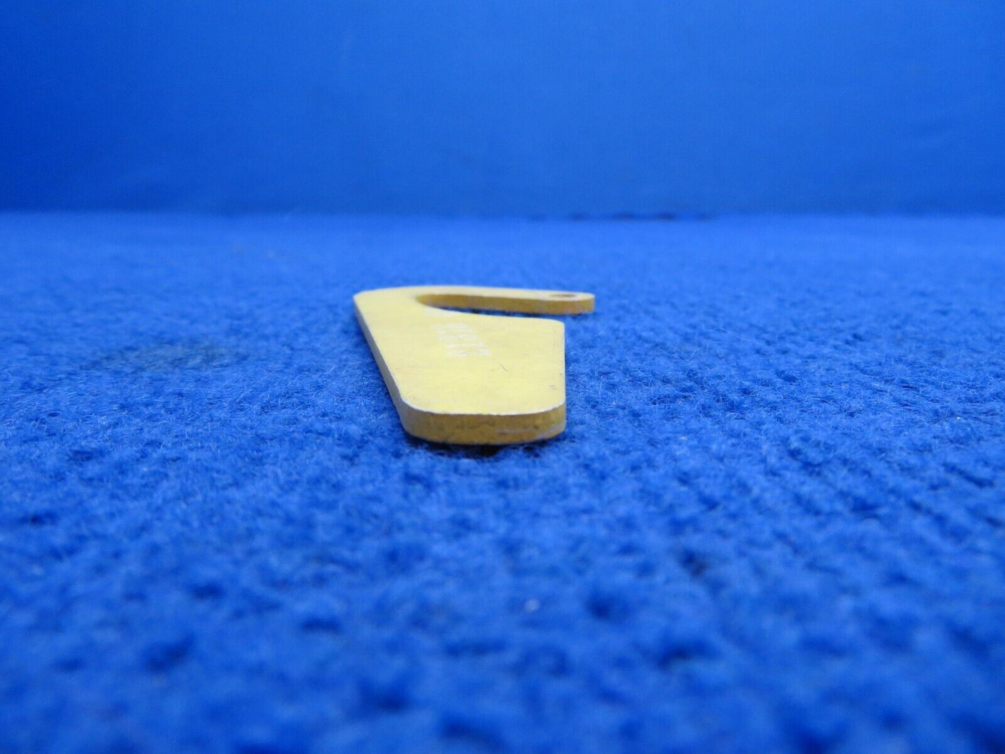 Piper Hinge Nose Gear Door P/N 21318-00 NOS (0522-834)