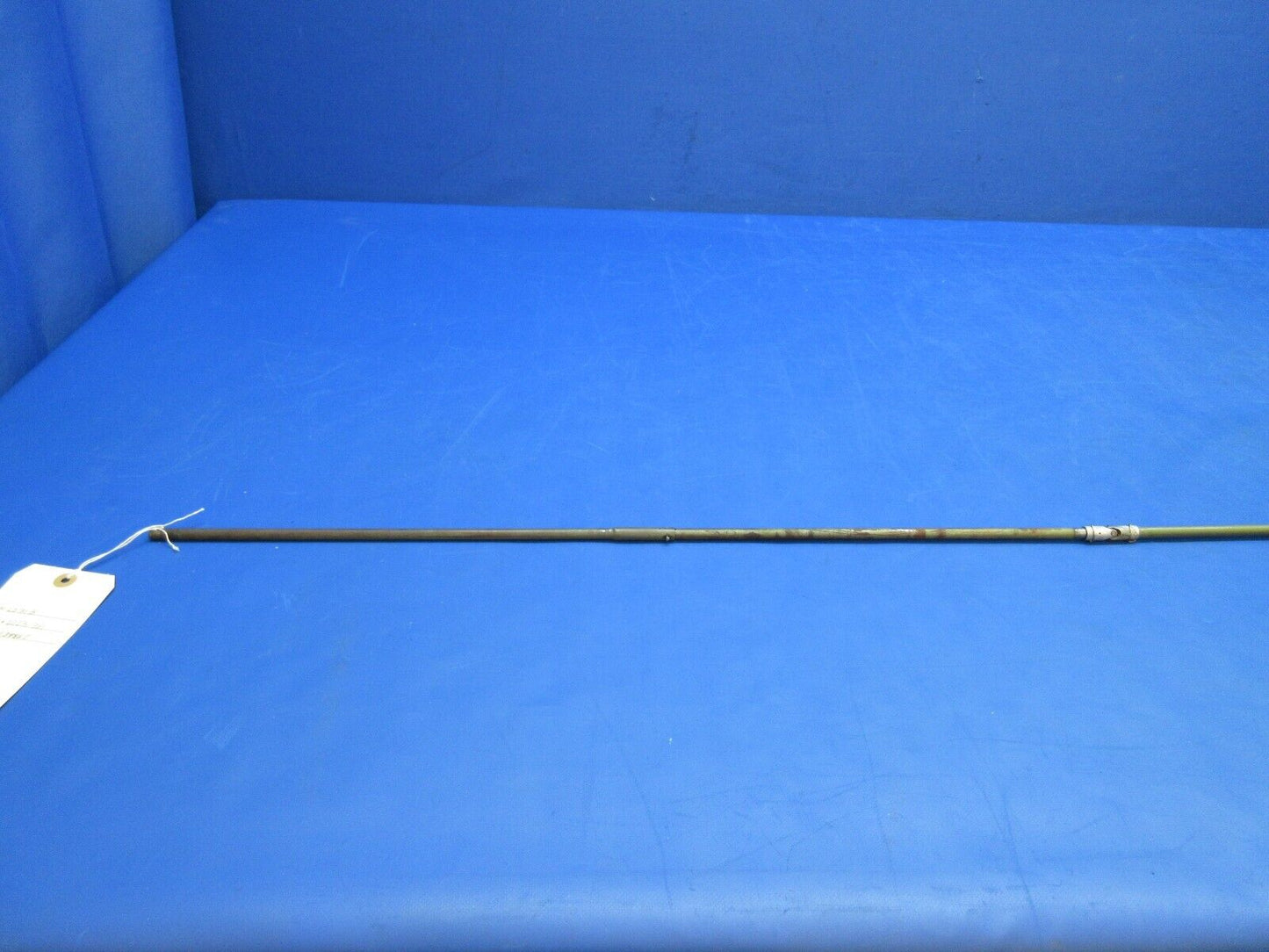 Cessna 310 / 310I Fuel Valve Torque Tube Assy P/N 0820000-17 (1023-781)
