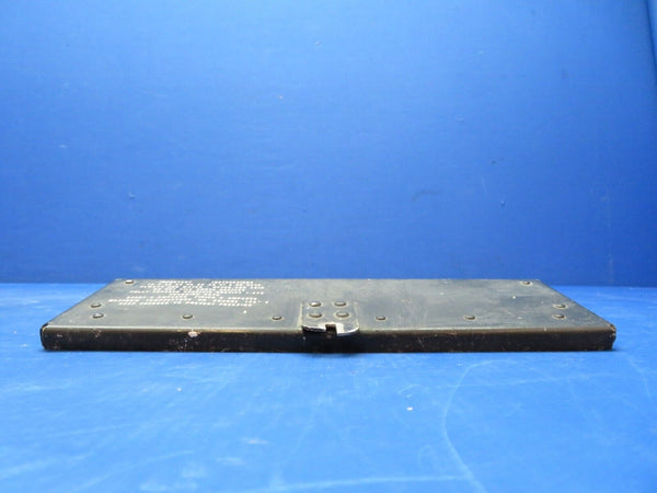 Piper PA-28R-180 Battery Box Assy w/ Lid & Relay 12v P/N 63888-00 (1123-403)