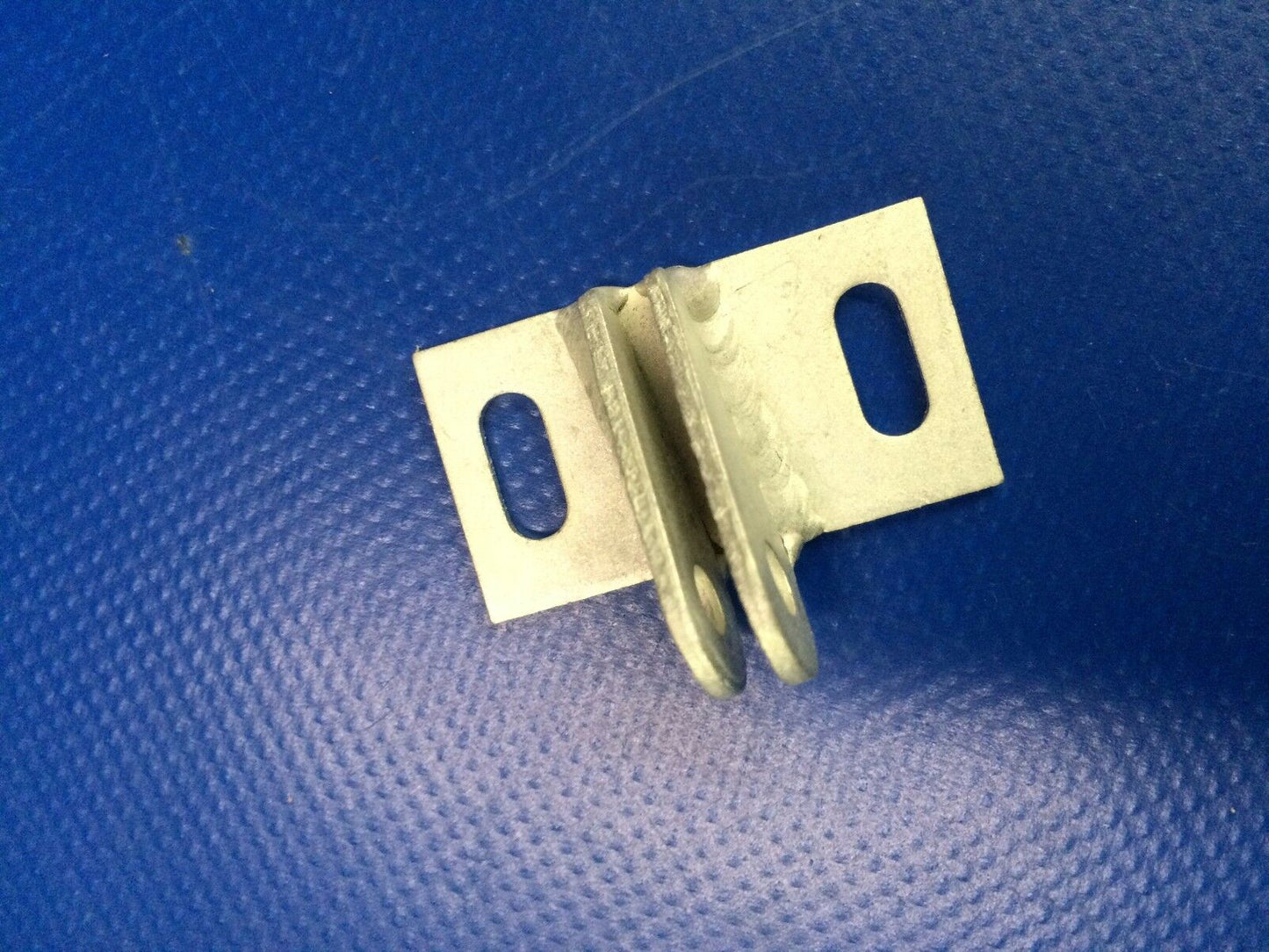 Cessna 182 - 210 Hinge Assy Cabin Door LH P/N 0711039-1 (1216-42)