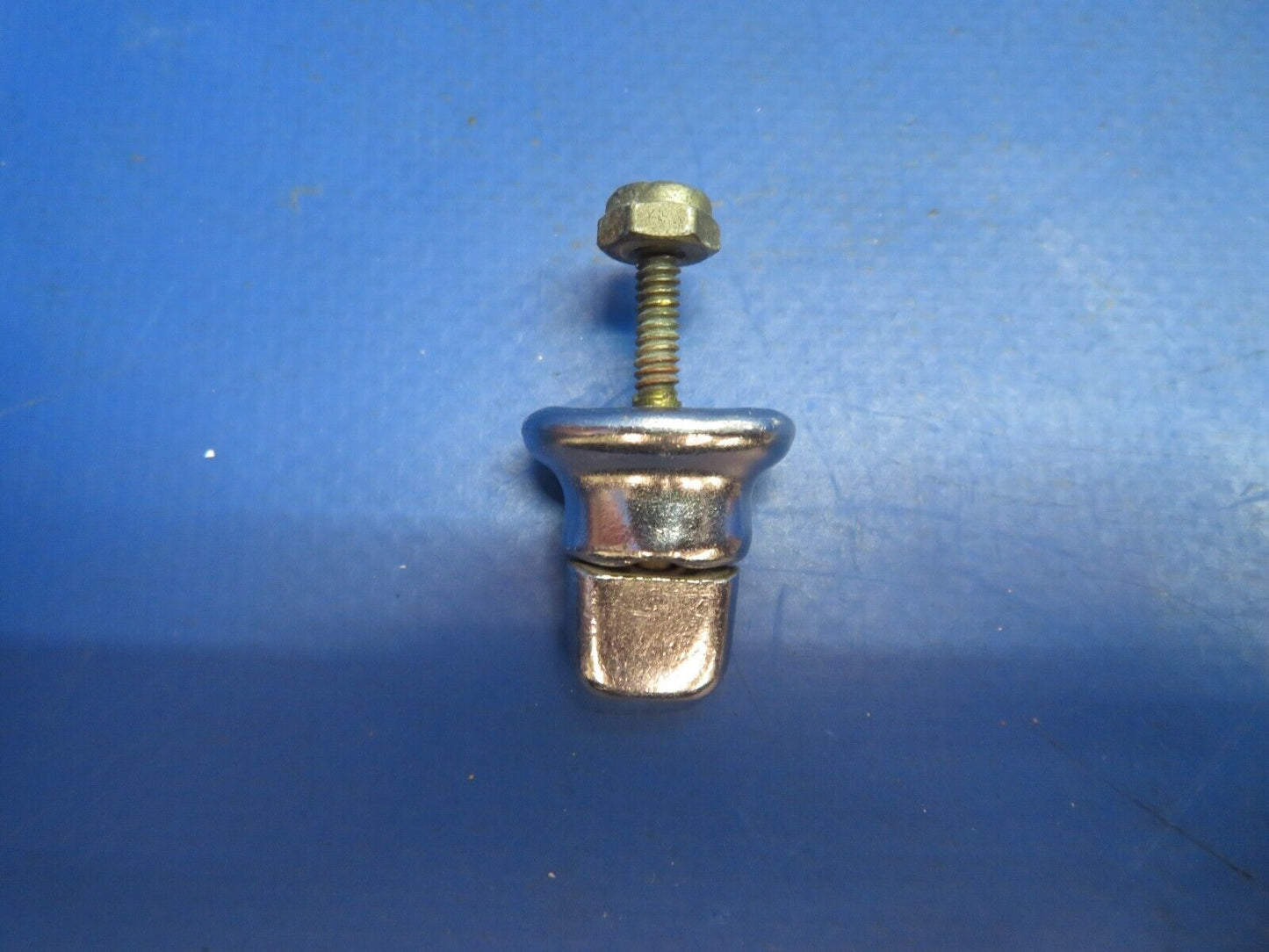 Piper Aerostar 602P Rear Cargo Access Clip / Fastener LOT OF 10 (0123-977)