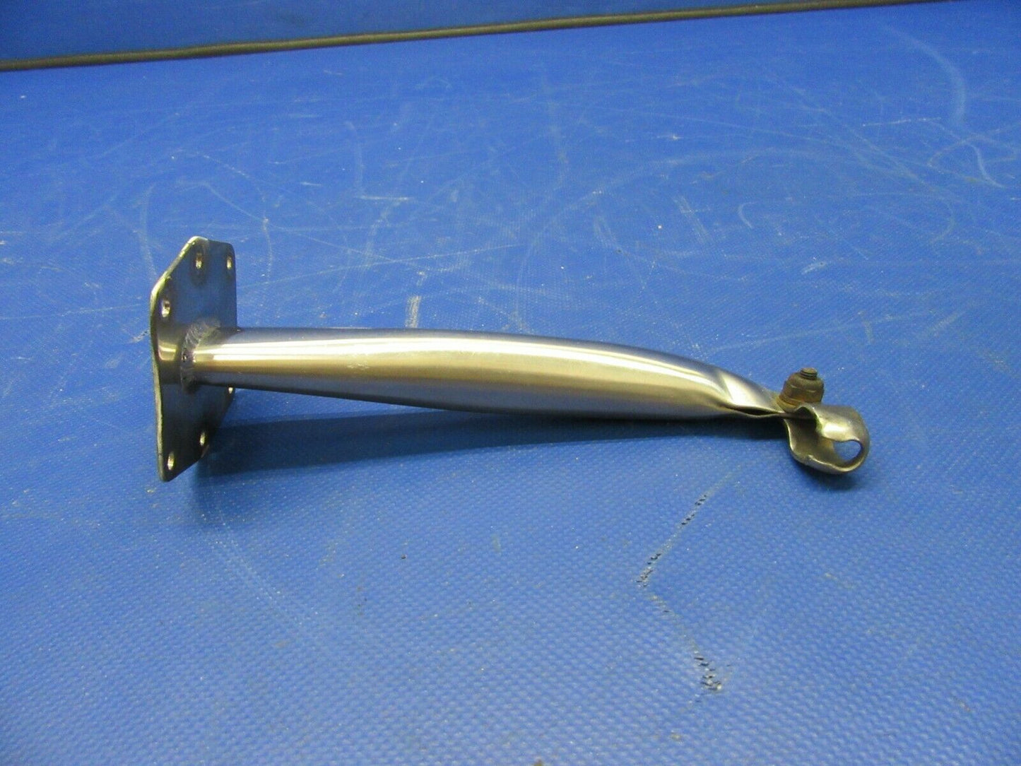 Beech Antenna Wire Guide / Mast (0821-470)