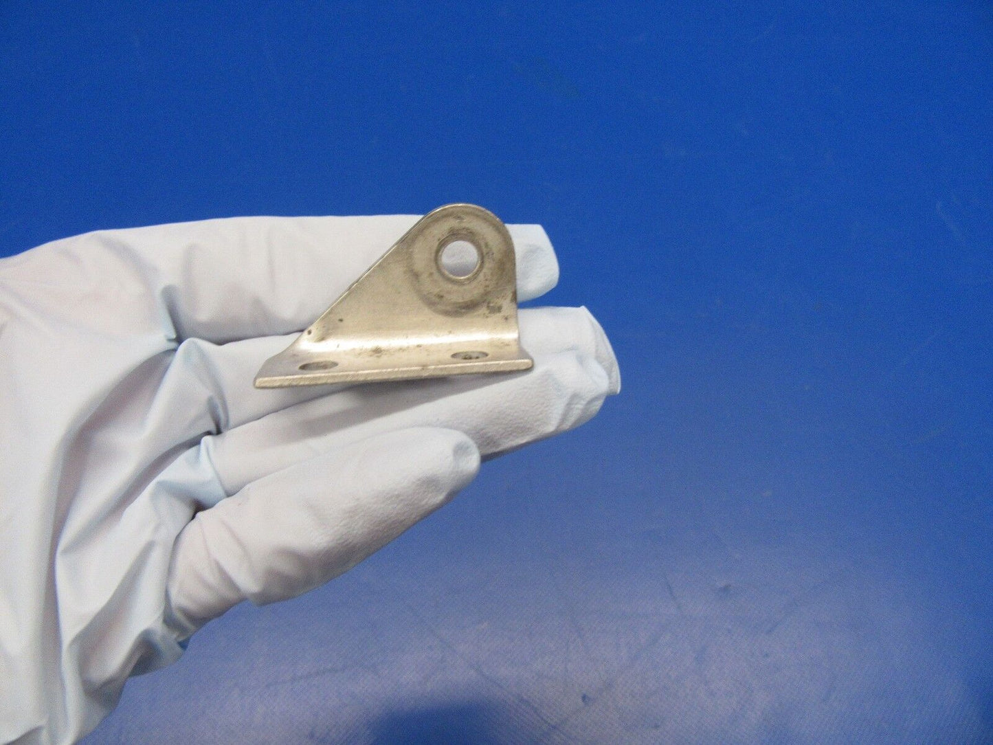 Cessna 182 210 Fitting Seat Belt Attach LH INBD RH OTBD P/N 0510205-7 (0917-138)