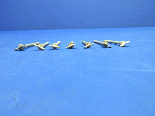 Piper Stud / Fastener P/N 487-604 LOT OF 7 NOS (1123-779)