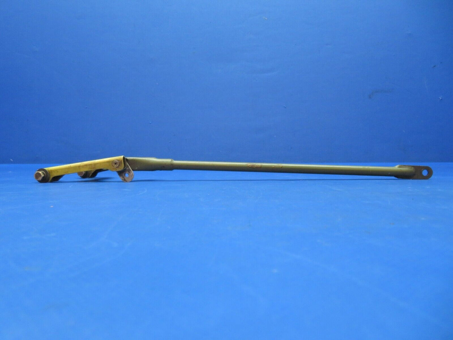 Beech 95-B55 Rod Assy LH Main Gear Door Actuator P/N 45-815003-3 (0523-1016)