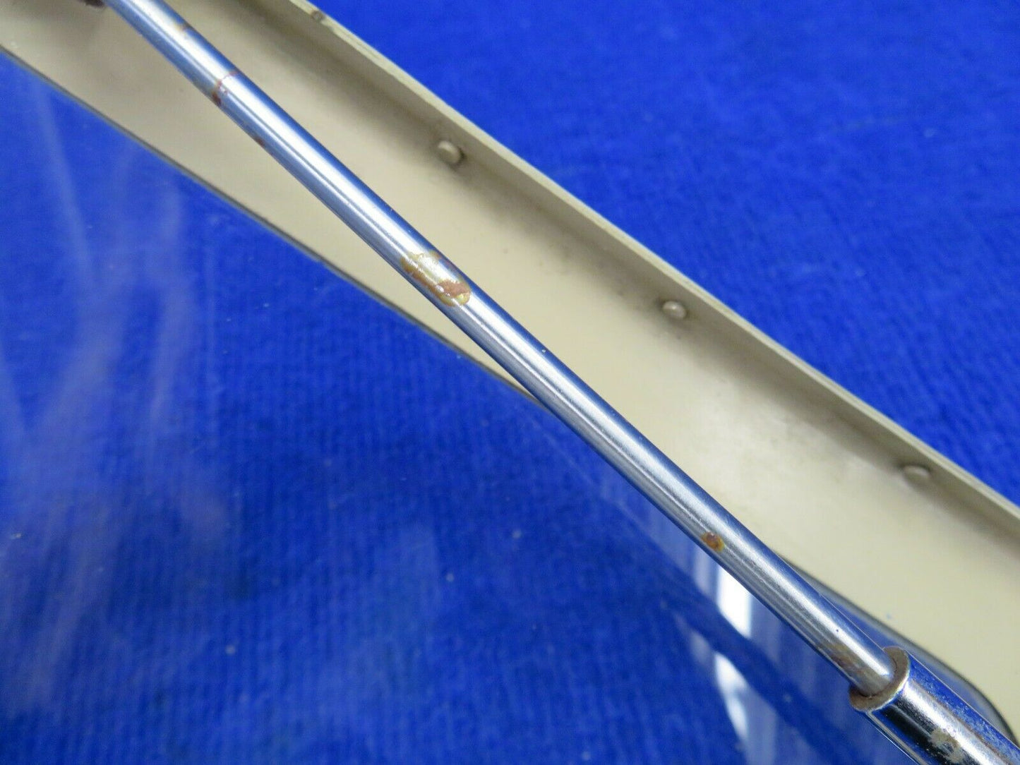 1956 Cessna 310 Foul Weather / Storm Window Assy No Tint P/N 0811725-2 (0422-74)