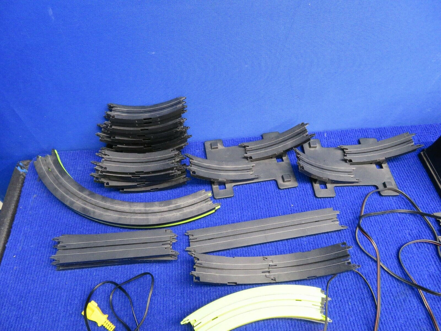 Tyco Slot Car Track HUGE LOT (0322-07)