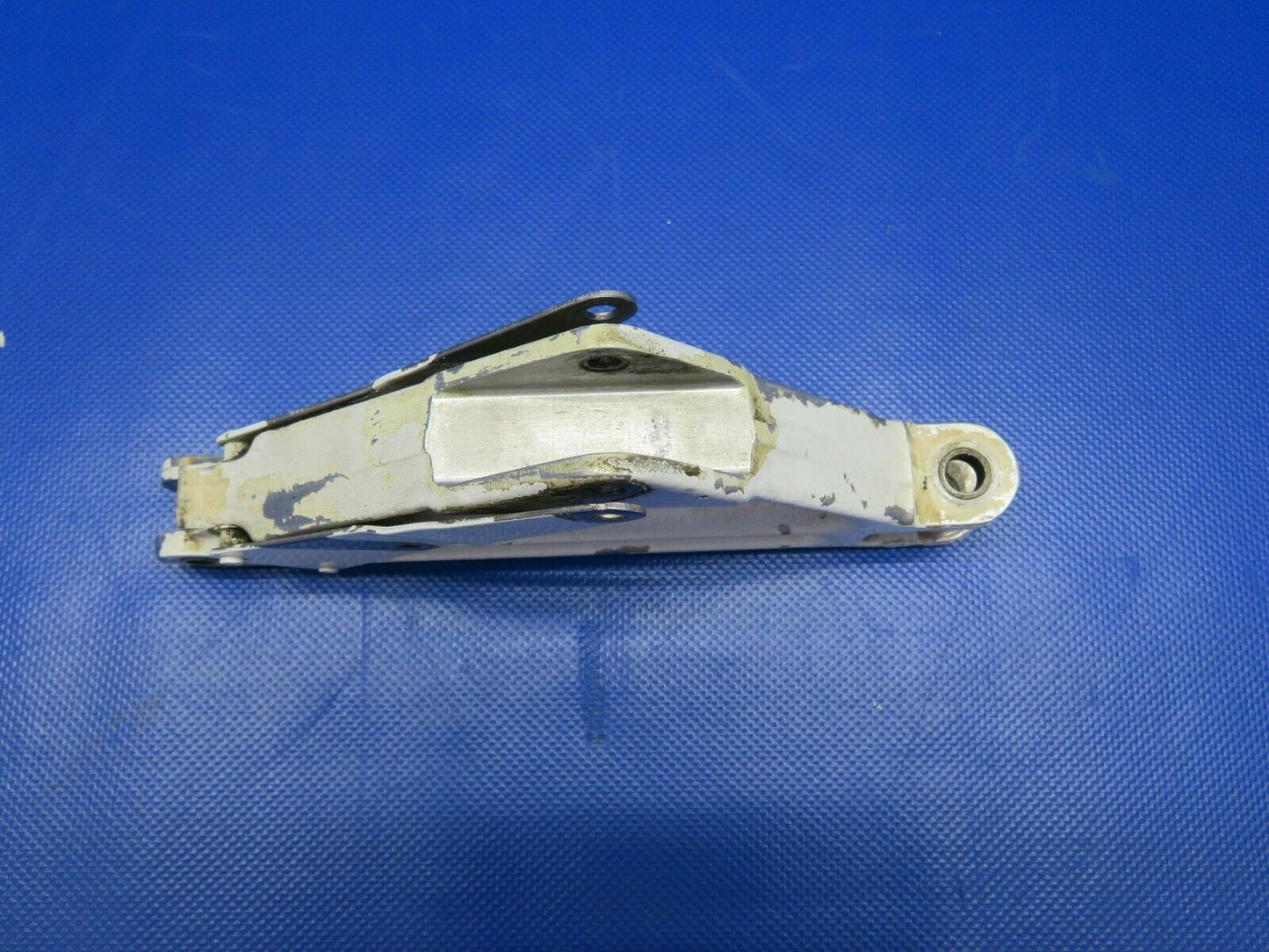 Piper PA-32R-300 Lance Truss & Link Assy Main Gear LH P/N 67025-05 (0121-303)