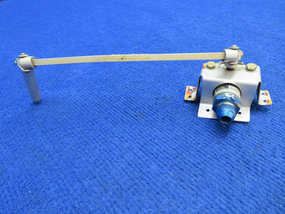 Cessna 172 Fuel Selector Valve P/N 9851067-4 CORE (0622-51)